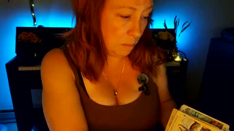 Mystic Minxxx online show from September 29, 2025, 1:00 am