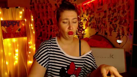 MystyDew online show from January 28, 2025, 3:57 pm