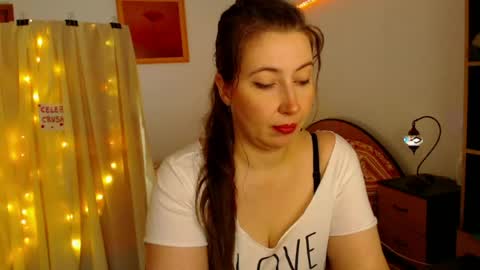MystyDew online show from May 20, 2026, 11:38 am