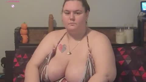 Mzjuicybootay online show from October 7, 2025, 12:13 pm