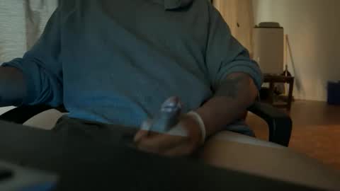 n1_ca online show from October 5, 2025, 12:03 pm