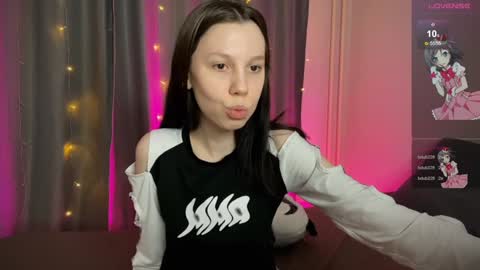 Vanessa and Julia  online show from January 19, 2025, 9:45 pm