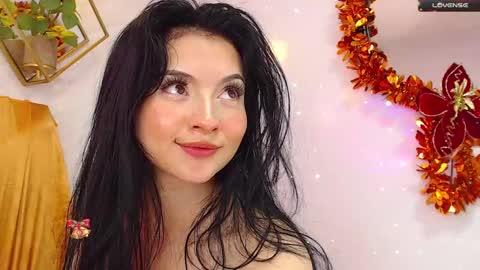 naamah_b online show from January 3, 2025, 4:27 pm