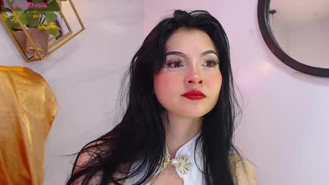 naamah_b online show from January 8, 2025, 1:20 pm