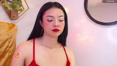 naamah_b online show from January 9, 2025, 4:28 pm