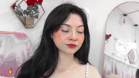 naamah_b online show from March 6, 2025, 2:18 pm