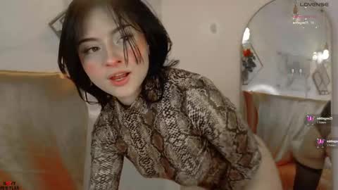 naamah_b online show from January 10, 2026, 2:30 pm