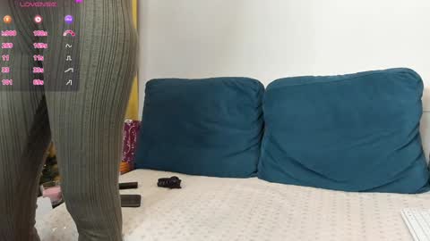 Nadia online show from December 14, 2024, 6:41 pm