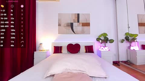 Nadia online show from March 27, 2026, 3:45 pm