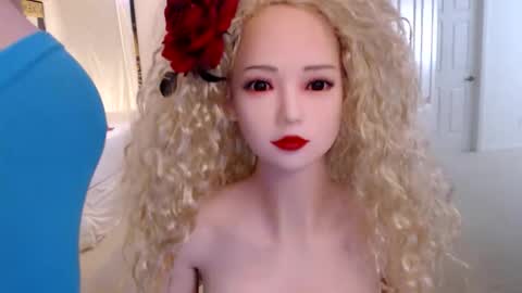 Nadia Vixen online show from April 21, 2026, 9:17 pm