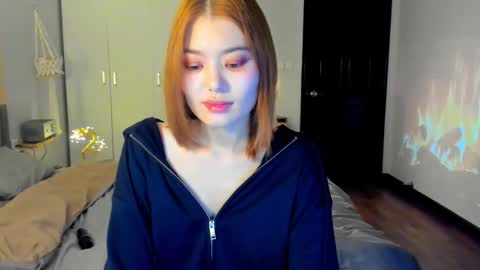 nadiazan online show from November 23, 2025, 12:32 am