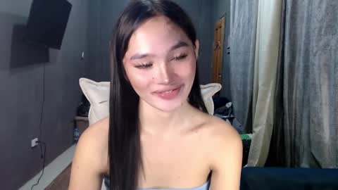 nadiestar online show from February 25, 2025, 9:20 am