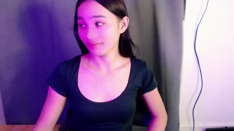 nadiestar online show from July 6, 2026, 12:29 am
