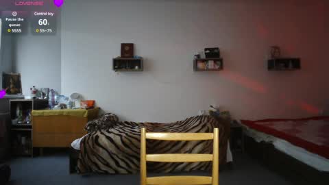 nadiiamorgun online show from March 2, 2025, 4:10 pm