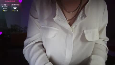 nadiiamorgun online show from March 6, 2025, 4:49 pm