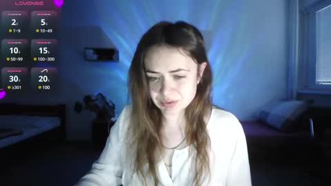 nadiiamorgun online show from March 7, 2025, 4:44 pm