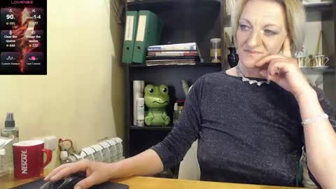 Nadin online show from April 12, 2026, 5:40 pm