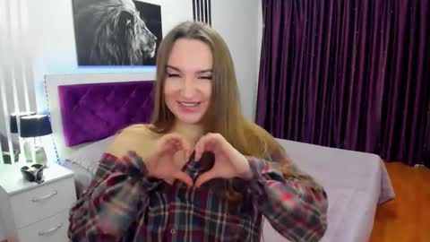 NadinGracefull online show from April 6, 2026, 7:15 pm