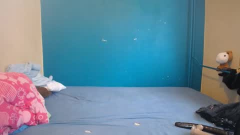 nadinnnea online show from March 10, 2025, 1:21 pm