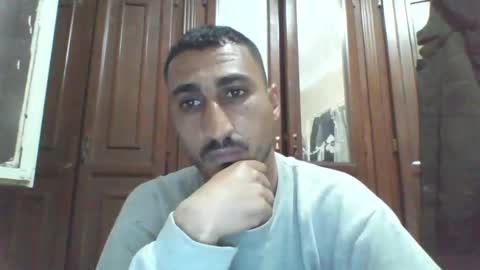 V online show from February 25, 2025, 4:53 pm