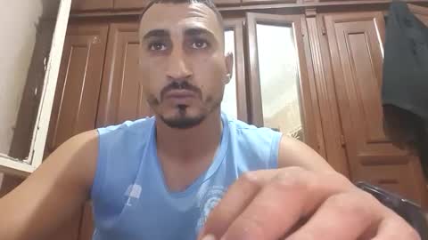 V online show from November 3, 2025, 12:39 pm