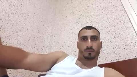 V online show from November 15, 2025, 2:57 pm