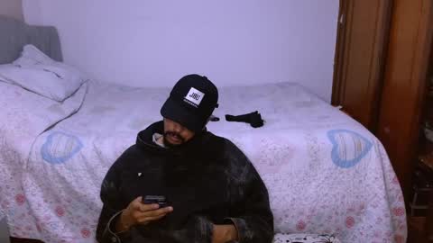 naduu__xx online show from February 3, 2025, 11:47 pm