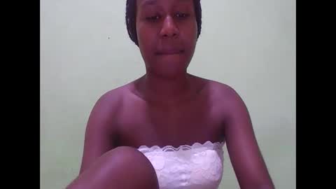 nah296652 online show from May 2, 2026, 6:35 pm