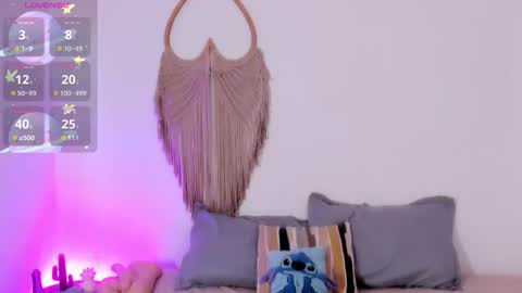 naharakamado__ online show from November 25, 2025, 11:21 am