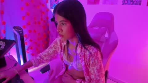 Nahara Soler online show from November 3, 2025, 3:02 pm