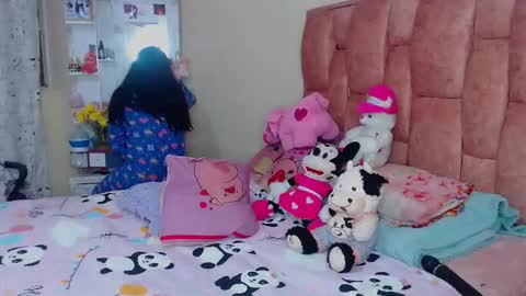 nahia cute     only   online show from September 30, 2025, 1:27 pm