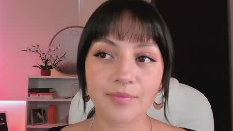 Snapshot of nahiapaws chatting on June 27, 2026, 10:04 pm Nahia INDEPENDENT MODEL P online show from June 27, 2026, 10:04 pm