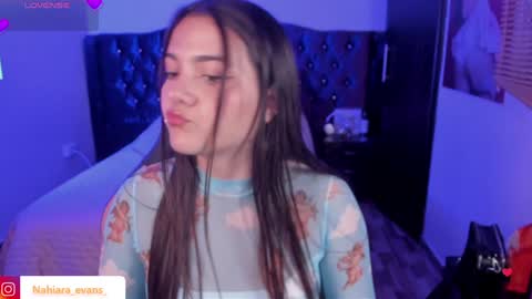 NAHIARA EVANS online show from February 4, 2025, 2:07 am