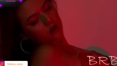 NAHIARA EVANS online show from October 15, 2025, 6:35 am