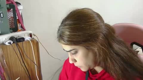 nahiarabiel online show from May 20, 2026, 5:52 pm