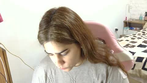 nahiarabiel online show from June 14, 2026, 6:54 pm
