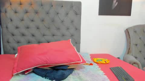 nahirobyy ebonyy online show from March 31, 2026, 6:19 pm