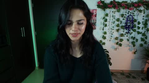 Naho  Sigueme en mis Redes Sociales Follow me on my social networks online show from January 8, 2025, 1:32 am