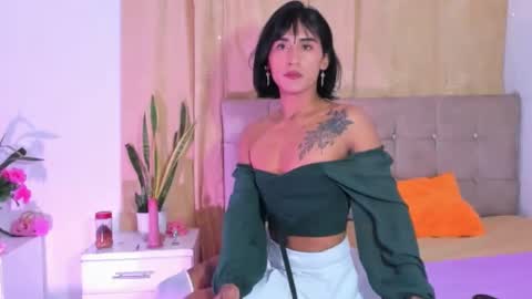  Naomi  online show from November 13, 2025, 8:52 pm