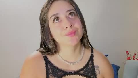 Snapshot of nahomi_sweett chatting on April 24, 2026, 10:39 am Nahomi online show from April 24, 2026, 10:39 am