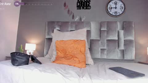 Snapshot of nahomicampbell_ chatting on January 24, 2025, 10:30 pm VICTORIA online show from January 24, 2025, 10:30 pm