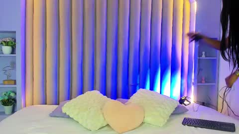 Snapshot of nahomicampbell_ chatting on February 13, 2025, 7:31 pm VICTORIA online show from February 13, 2025, 7:31 pm