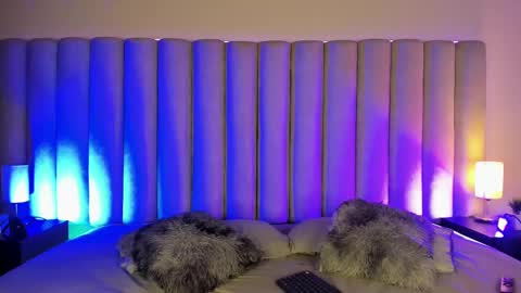 Snapshot of nahomicampbell_ chatting on February 22, 2025, 7:36 pm VICTORIA online show from February 22, 2025, 7:36 pm