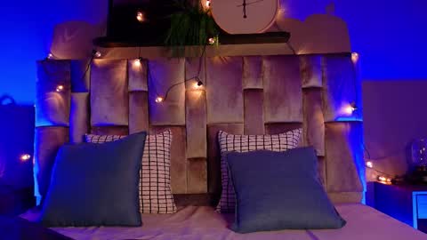 Snapshot of nahomicampbell_ chatting on September 18, 2025, 7:38 pm VICTORIA online show from September 18, 2025, 7:38 pm