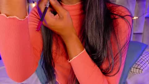 Snapshot of nahomicampbell_ chatting on October 10, 2025, 7:35 pm VICTORIA online show from October 10, 2025, 7:35 pm