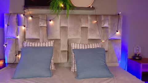 Snapshot of nahomicampbell_ chatting on October 11, 2025, 7:56 pm VICTORIA online show from October 11, 2025, 7:56 pm