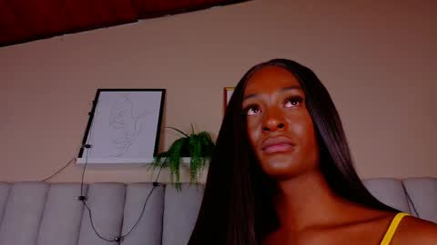  VICTORIA  online show from April 17, 2026, 7:50 pm