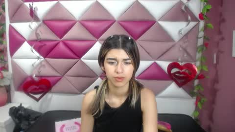 NahomiConnorr online show from January 13, 2025, 9:31 pm