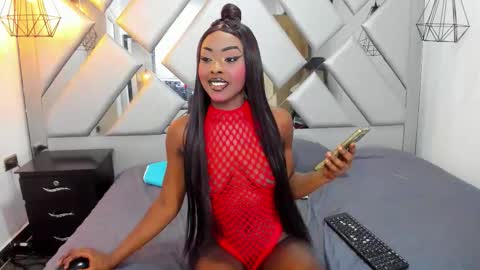 Nahomi  online show from December 20, 2025, 2:40 am