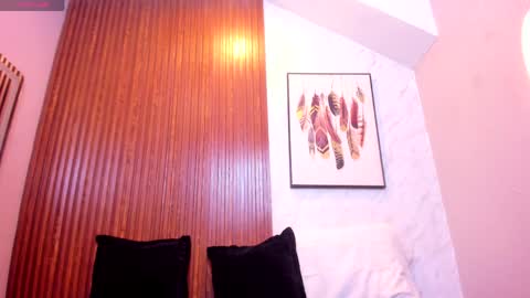 Snapshot of nahomirosse__ chatting on April 27, 2026, 12:25 pm Nahomi online show from April 27, 2026, 12:25 pm
